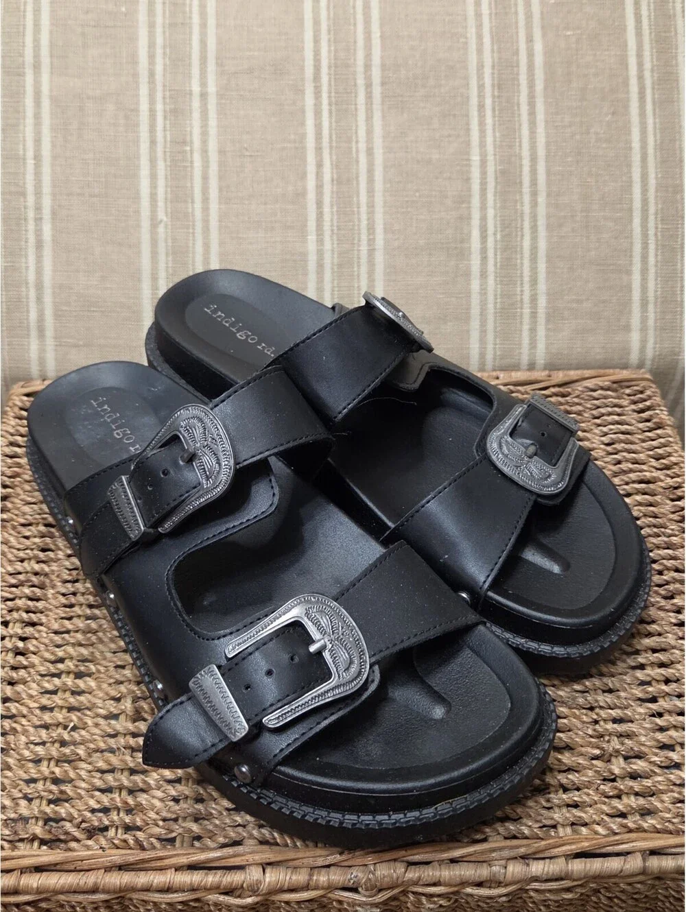 indigo rd. Black Leather Double Buckle Slide Sandals Adjustable Straps 7.5